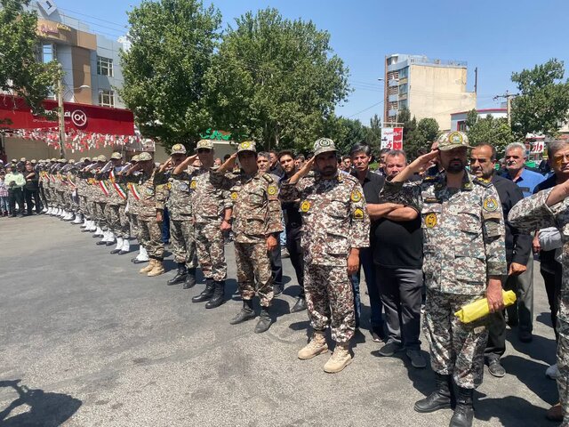 برگزاری مراسم تشییع پیکر ۲ شهید تجاوز رژیم صهیونیستی در ملایر