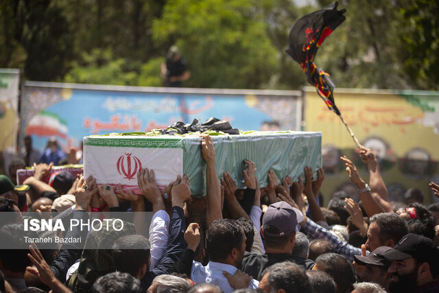 تشییع پیکر شهدای جنایات رژیم صهیونیستی در قم تشییع پیکر شهدای جنایات رژیم صهیونیستی در قم