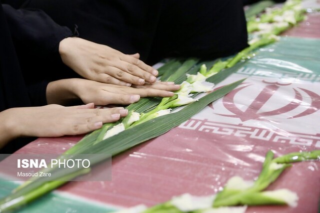 بدرقه دو شهید گمنام؛ یزد را در سوگِ افتخار غرق کرد