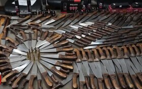 کشف ۴۶۸ قبضه سلاح سرد و تعدادی فشنگ توسط بسیج قزوین