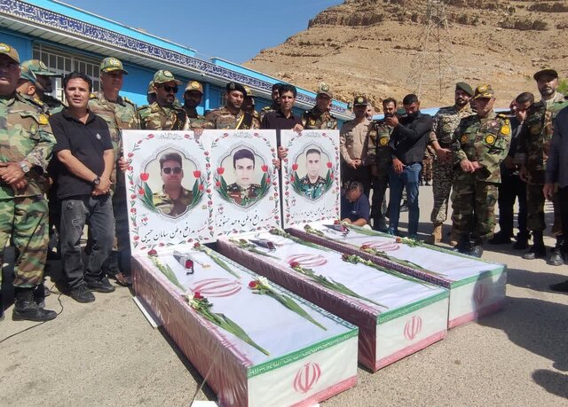 تشییع پیکر سه شهید ارتش در خرمآباد