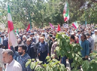 خروش کرمانیها در راهپیمایی جمعه «خشم و نصر»