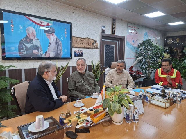 بازدید استاندار و شهردار تهران از اداره مرکزی سازمان آتش نشانی و خدمات ایمنی پایتخت