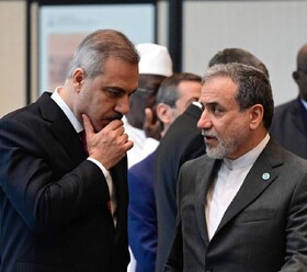 گفت‌وگوی عراقچی و فیدان در حاشیه نشست سازمان همکاری اسلامی