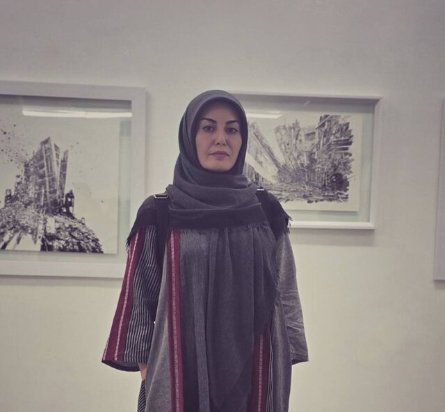 گریانم از هر زخمی که جانِ ایران را بیازارَد