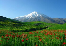 ماجرای لرزه‌ها و گازهای گوگردی قله دماوند چیست؟