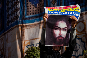 تجمع مردمی در محکومیت تجاوز آمریکا و اعلام انزجار از ترامپ