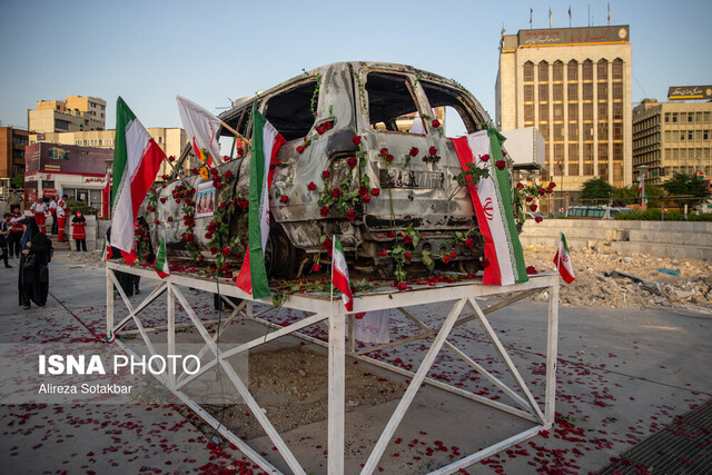 در خط مقدم بدون اسلحه؛ قهرمانانی با ماسک و کیف امداد