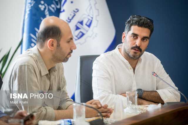 حضرتی: ایران از مذاکرات فرار نکرد/ اگر موشکی می زنیم پاسخ موشک است