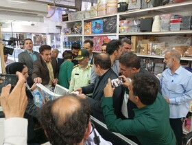 بازدید استاندار ایلام از بازار دره‌شهر