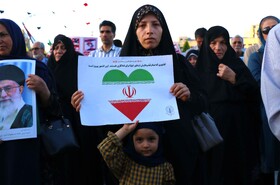 تجمع مردمی بشارت فتح در همدان