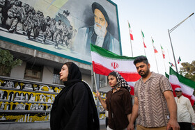 تجمع تهرانی‌ها برای تقدیر از نیروهای مسلح