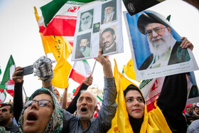 تجمع تهرانی‌ها برای تقدیر از نیروهای مسلح