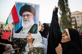 تجمع تهرانی‌ها برای تقدیر از نیروهای مسلح