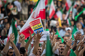 تجمع تهرانی‌ها برای تقدیر از نیروهای مسلح