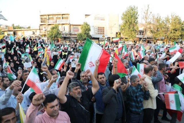 تجمع مردم یاسوج در حمایت از عملیات «بشارت فتح»