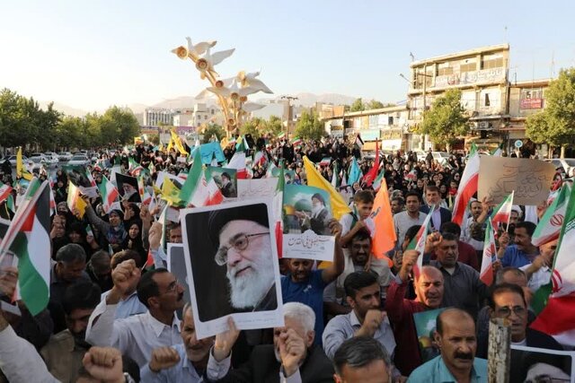 تجمع مردم یاسوج در حمایت از عملیات «بشارت فتح»