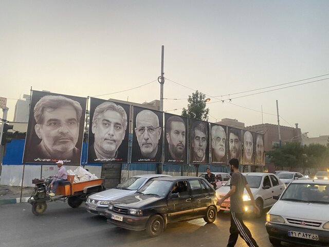خیابان‌ها آکنده از عطر محبت حسینی(ع) شد + عکس
