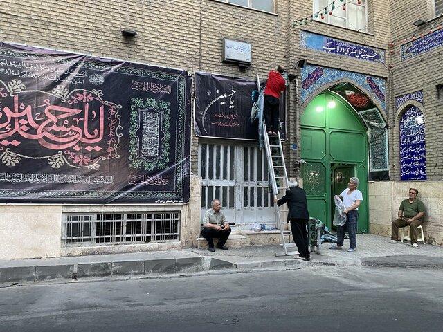 خیابان‌ها آکنده از عطر محبت حسینی(ع) شد + عکس