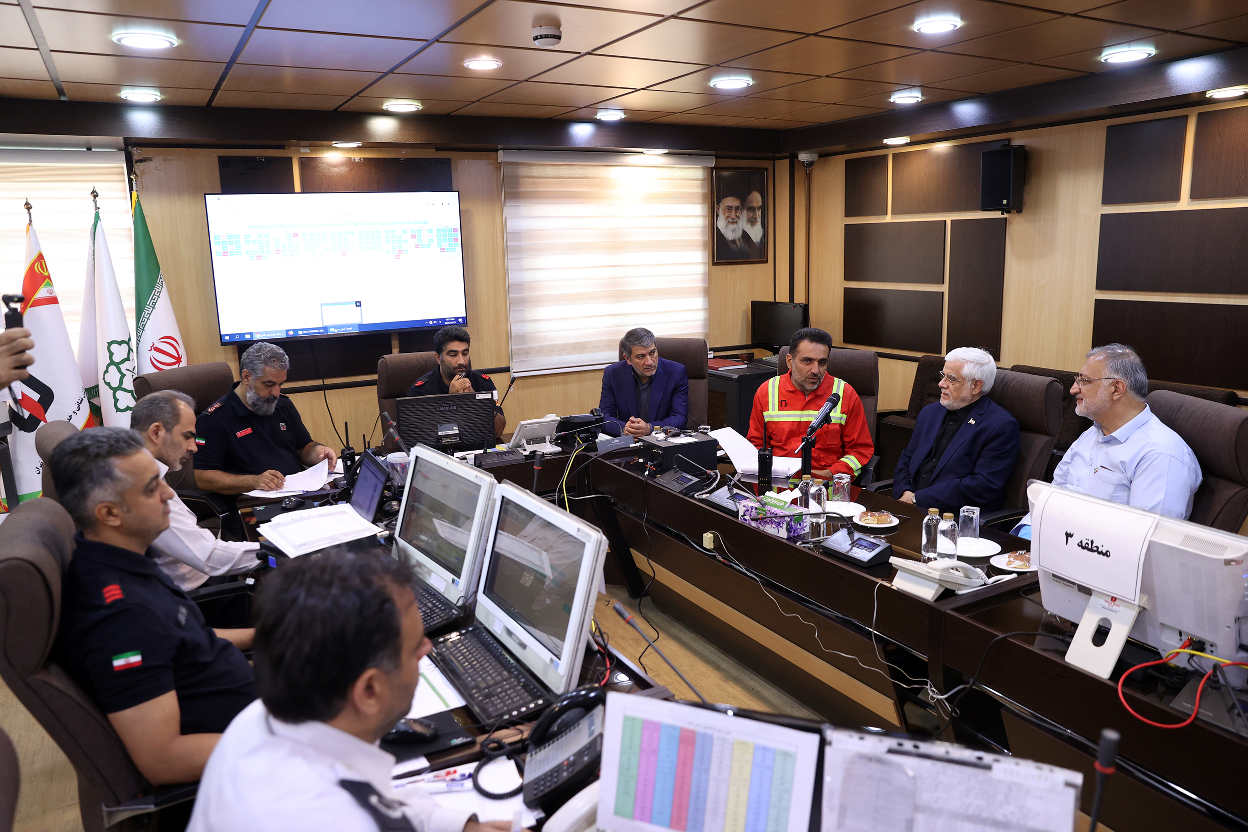 عارف: ایران وارد دوران جدیدی شده است