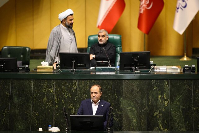 نوری: کمبودی در تامین کالاهای اساسی در روزهای جنگ تحمیلی نداشتیم