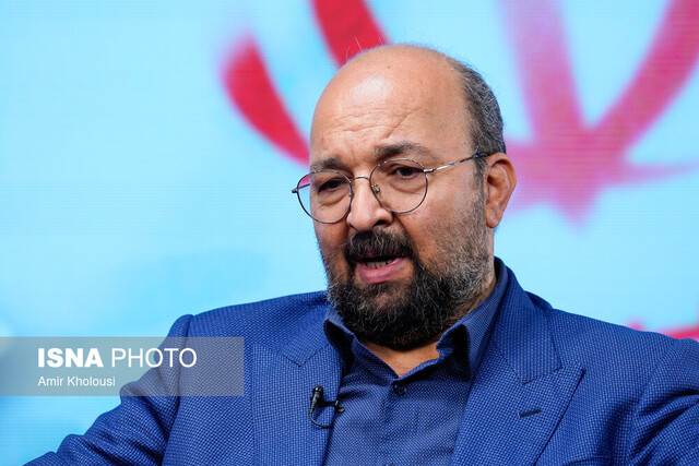 جواد امام: تقسیم مردم به خودی و غیرخودی، بازی در زمین دشمن است