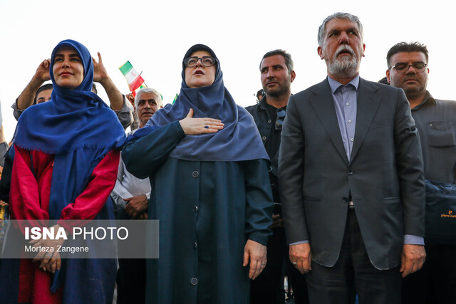 سکوتِ پرطنین میدان آزادی و نوای سمفونیکِ وطن در سوگ شهیدان و در ستایش ایران