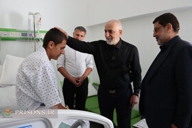 عیادت رئیس سازمان زندان‌ها از مجروحین حمله جنایتکارانه رژیم صهیونیستی به اوین