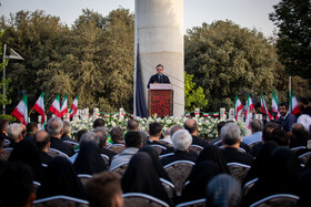 سید محمد حسین حجازی، مدیر عامل مجوعه اراضی عباس آباد در مراسم اهتزاز پرچم عزای حسینی