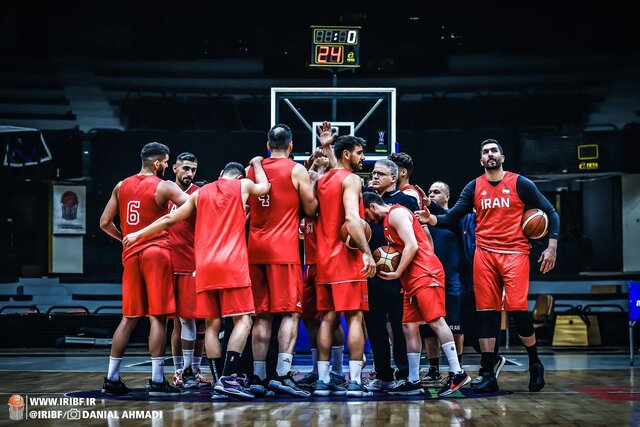 مانولوپولوس ۱۹ بسکتبالیست ایران را به خط کرد