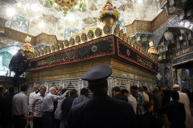 حرم حضرت فاطمه معصومه(س) سیاهپوش عزای اباعبدالله(ع) شد+تصاویر