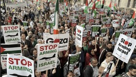 راهپیمایی در نیویورک در حمایت از غزه و محکومیت جنگ نسل‌کشی رژیم صهیونیستی