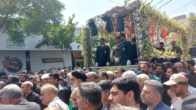 تشییع باشکوه دو شهید مقاومت در ورامین