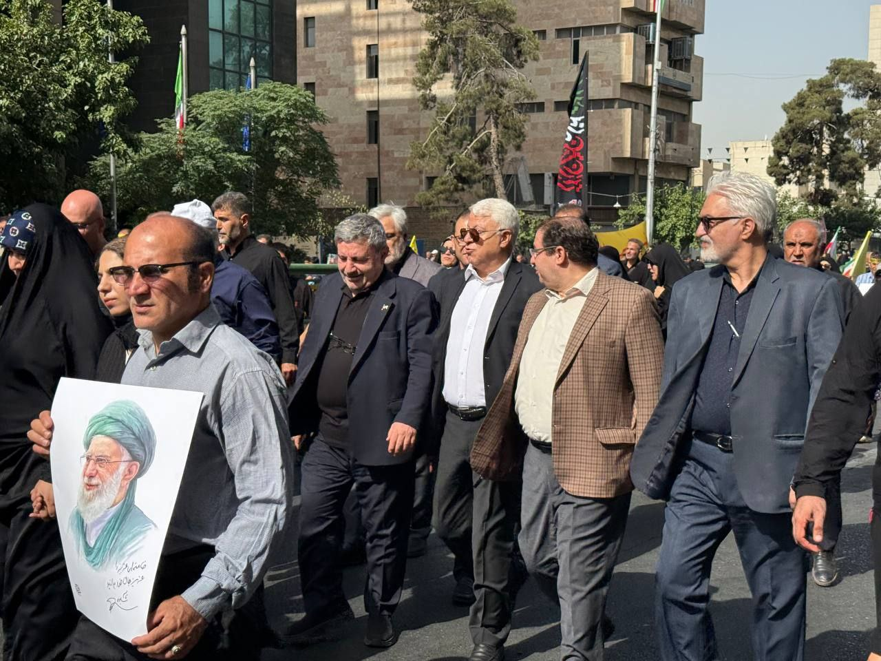 وداع مردم تهران با قهرمانان مقاومت؛ بدرقه سرداران و دانشمندان شهید 11 پایگاه خبری ججین پایگاه خبر ججین