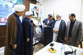 رونمایی از پوستر پویش «به عشق امام حسین (علیه السلام) می‌بخشم» با حضور نماینده ولی فقیه در استان، رئیس کل دادگستری و استاندار در حاشیه نشست شورای قضائی استان کرمان