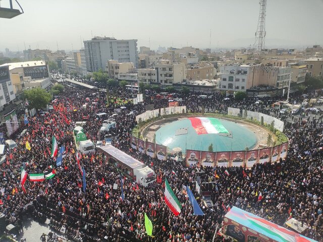 وداع مردم تهران با قهرمانان مقاومت؛ بدرقه سرداران و دانشمندان شهید