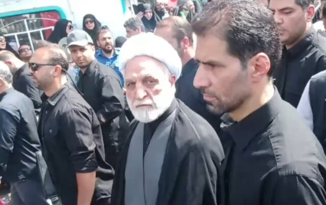آژانس انرژی اتمی با دشمن همکاری می‌کند/ مردم ما عزتشان را با هیچ چیز عوض نمی‌کنند