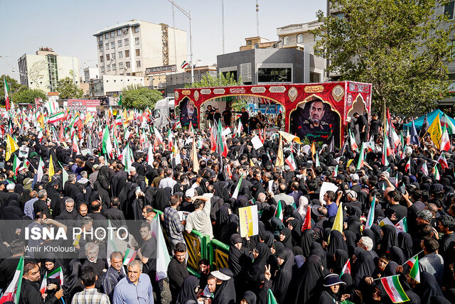 مشایعت حماسی ملت ایران چشم دشمنان را کور کرد