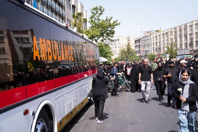 خدمت‌رسانی اورژانس تهران در مراسم تشییع پیکر شهدای اقتدار