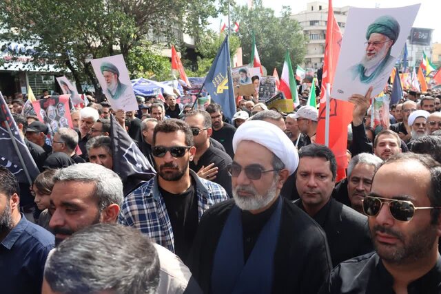 این ملت پس از جنگ تحمیلی اسرائیل از دستاوردهای انقلاب دفاع می کند