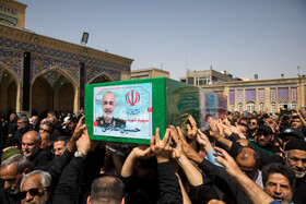 خاکسپاری پیکر شهید سرلشکر سلامی فرمانده کل سپاه در حرم حضرت عبدالعظیم حسنی (ع) - تهران