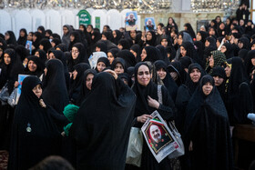 خاکسپاری پیکر شهید سرلشکر سلامی فرمانده کل سپاه در حرم حضرت عبدالعظیم حسنی (ع) - تهران