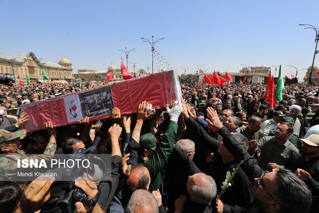 وداع مردم همدان با «مالکاشتر سیدعلی»