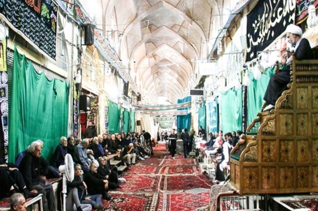 عکس تزئینی است ایجاد فضای عاشورایی در بازارهای فارس/ اصناف در خط مقدم ترویج شعائر حسینی