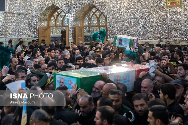 خاکسپاری پیکر شهید سرلشکر سلامی فرمانده کل سپاه در حرم حضرت عبدالعظیم حسنی (ع) - تهران