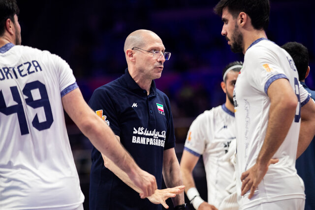 پیاتزا با ایران فسخ نمیکند/ در کار سرمربی دخالت نکنیم