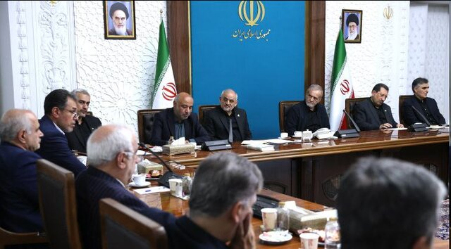 بسته خبری ایران اکونومیست از اخبار رئیسجمهور در ۲۴ ساعت گذشته