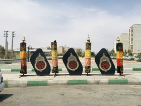 نصب ۴۰۰۰ پرچم و المان‌ معنوی در اصفهان