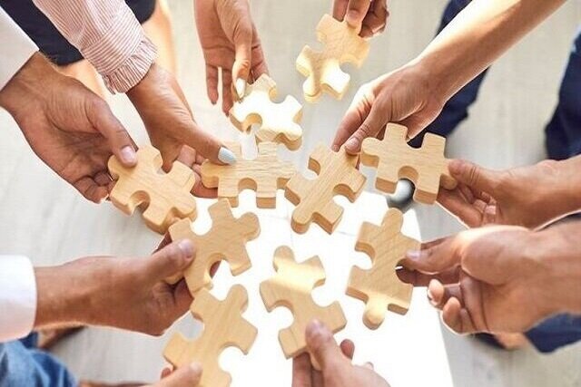 مسئولیت اجتماعی در بحران، وظیفه‌ای انسانی و فراتر از انتخاب است