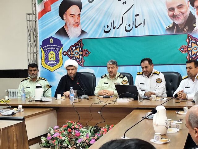 مراسم تکریم و معارفه رئیس پلیس راهور استان کرمان برگزار شد مراسم تکریم و معارفه رئیس پلیس راهور استان کرمان برگزار شد